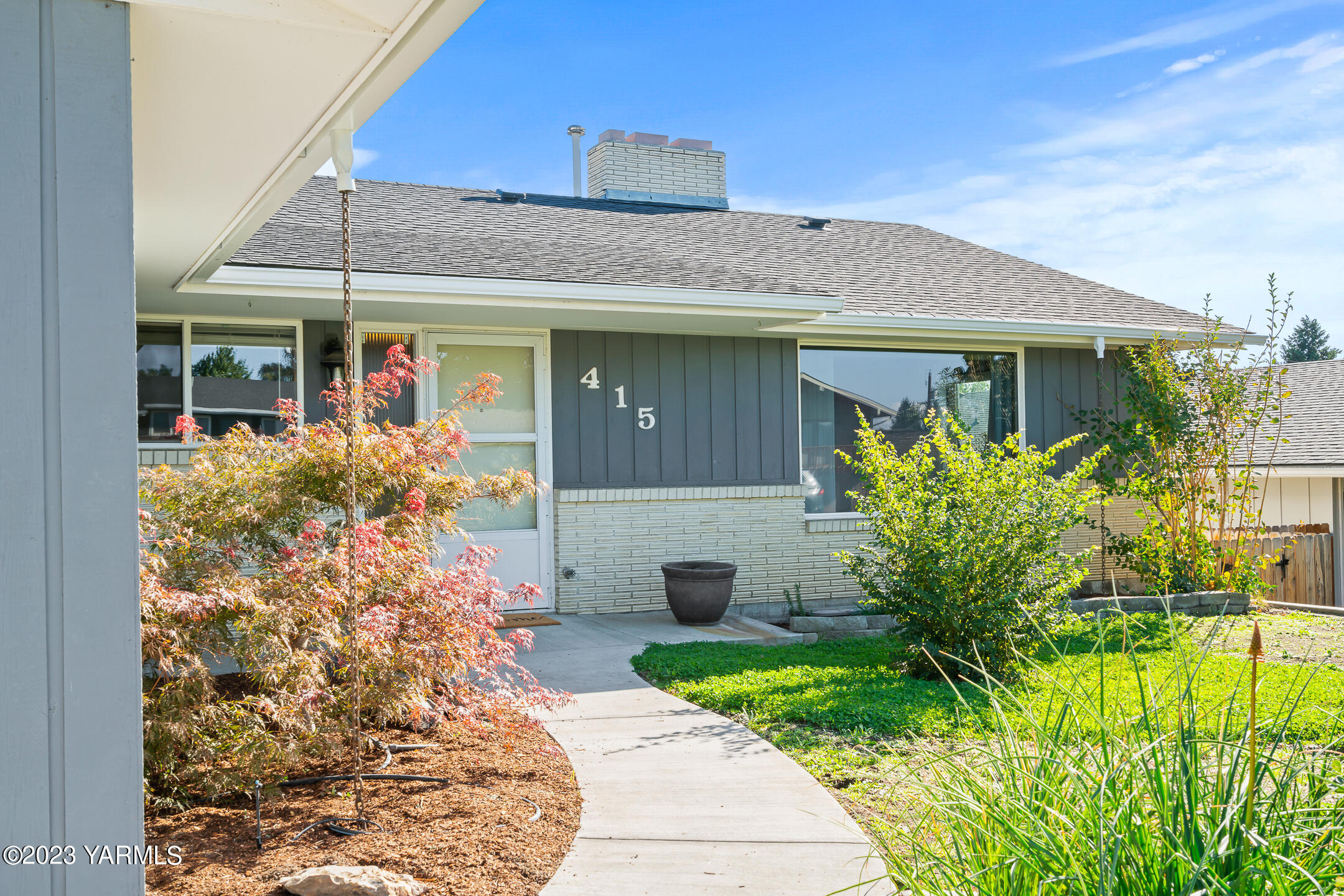 415 N 60th Ave