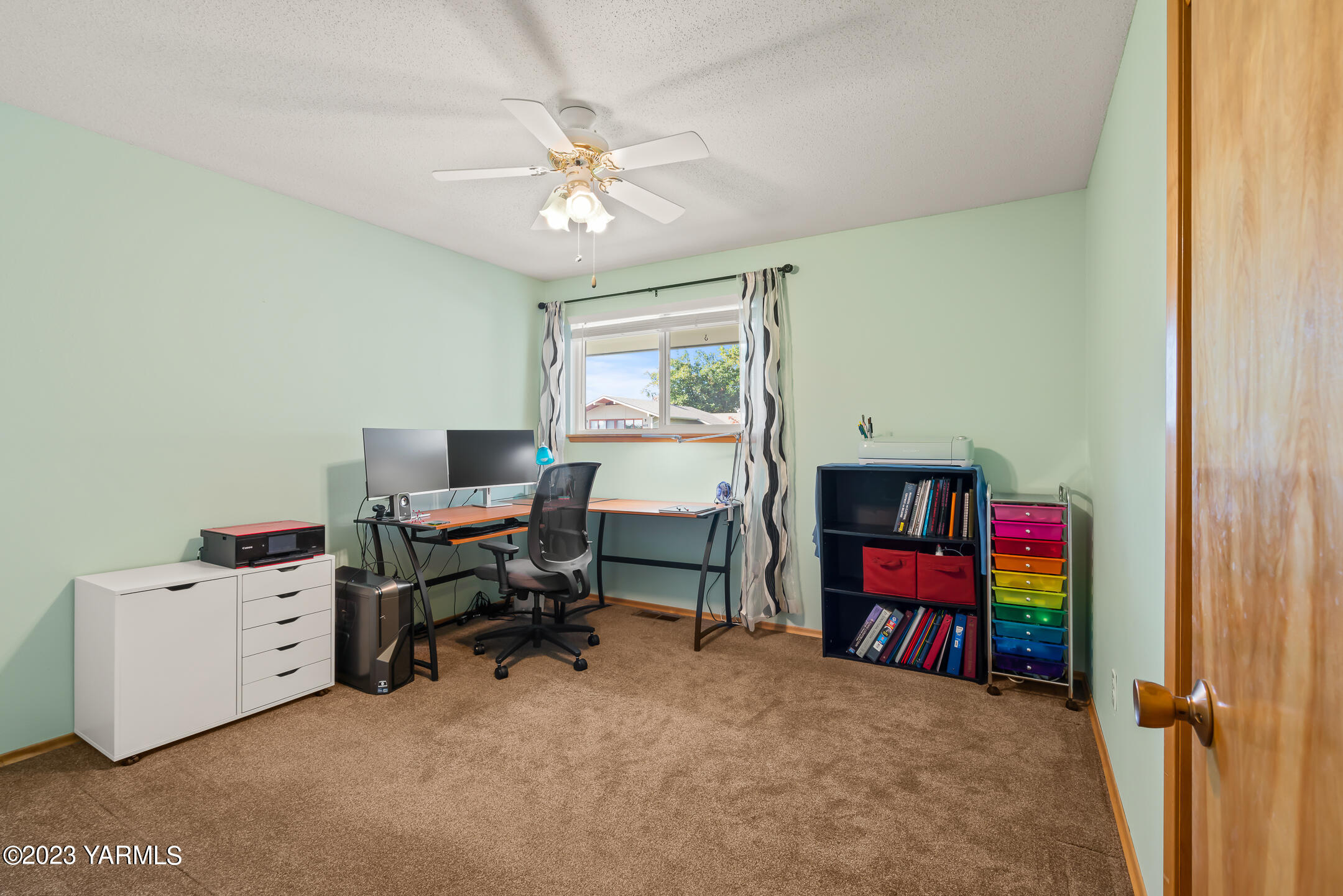 415 N 60th Ave