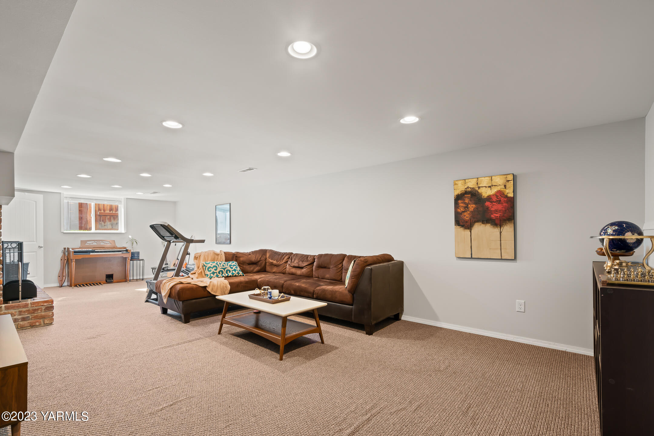 415 N 60th Ave