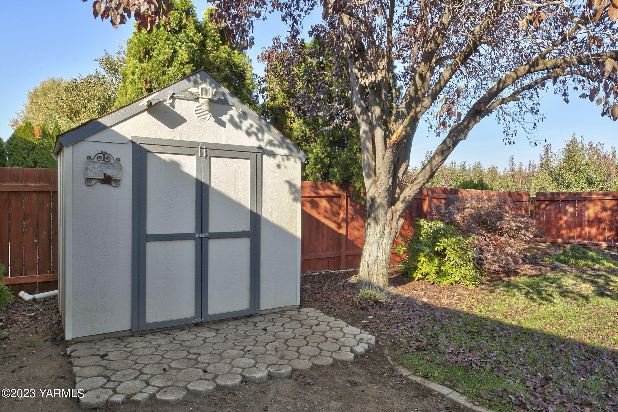 6411 Terry Ave