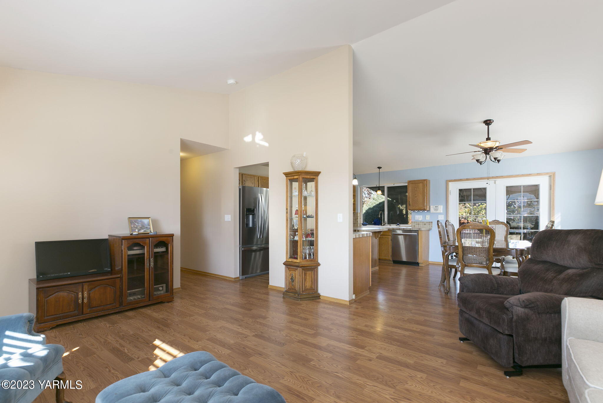 6411 Terry Ave