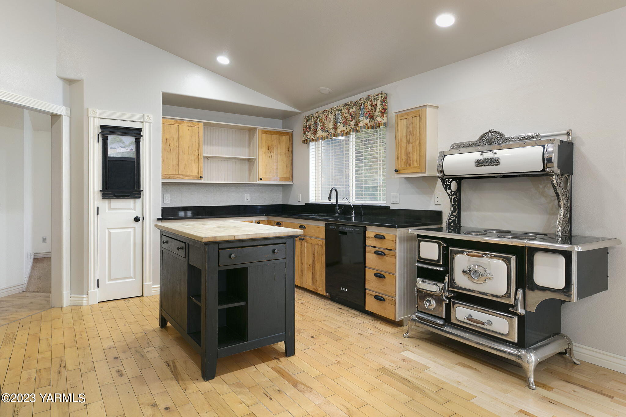 13005 Cottonwood Canyon Rd