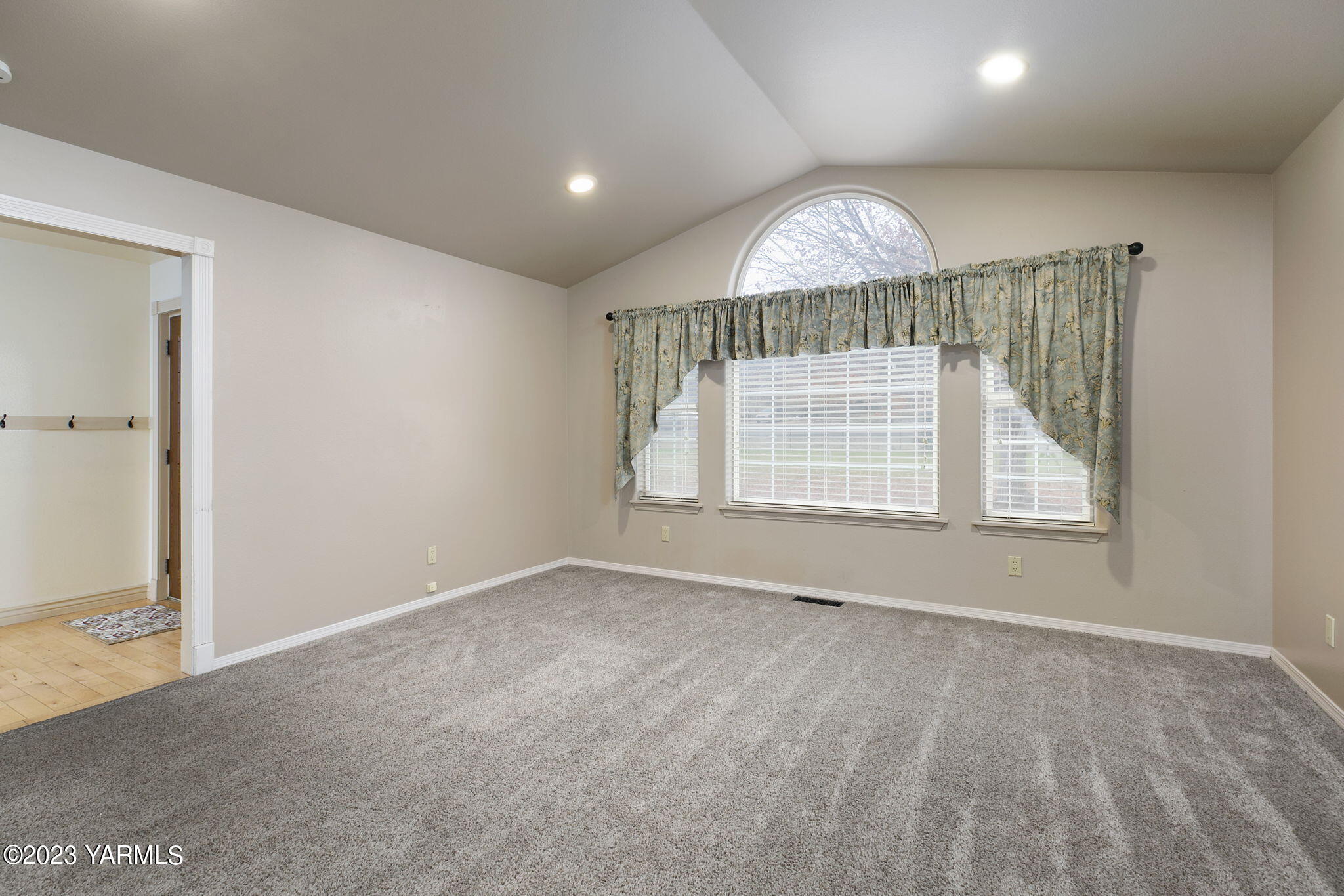 13005 Cottonwood Canyon Rd
