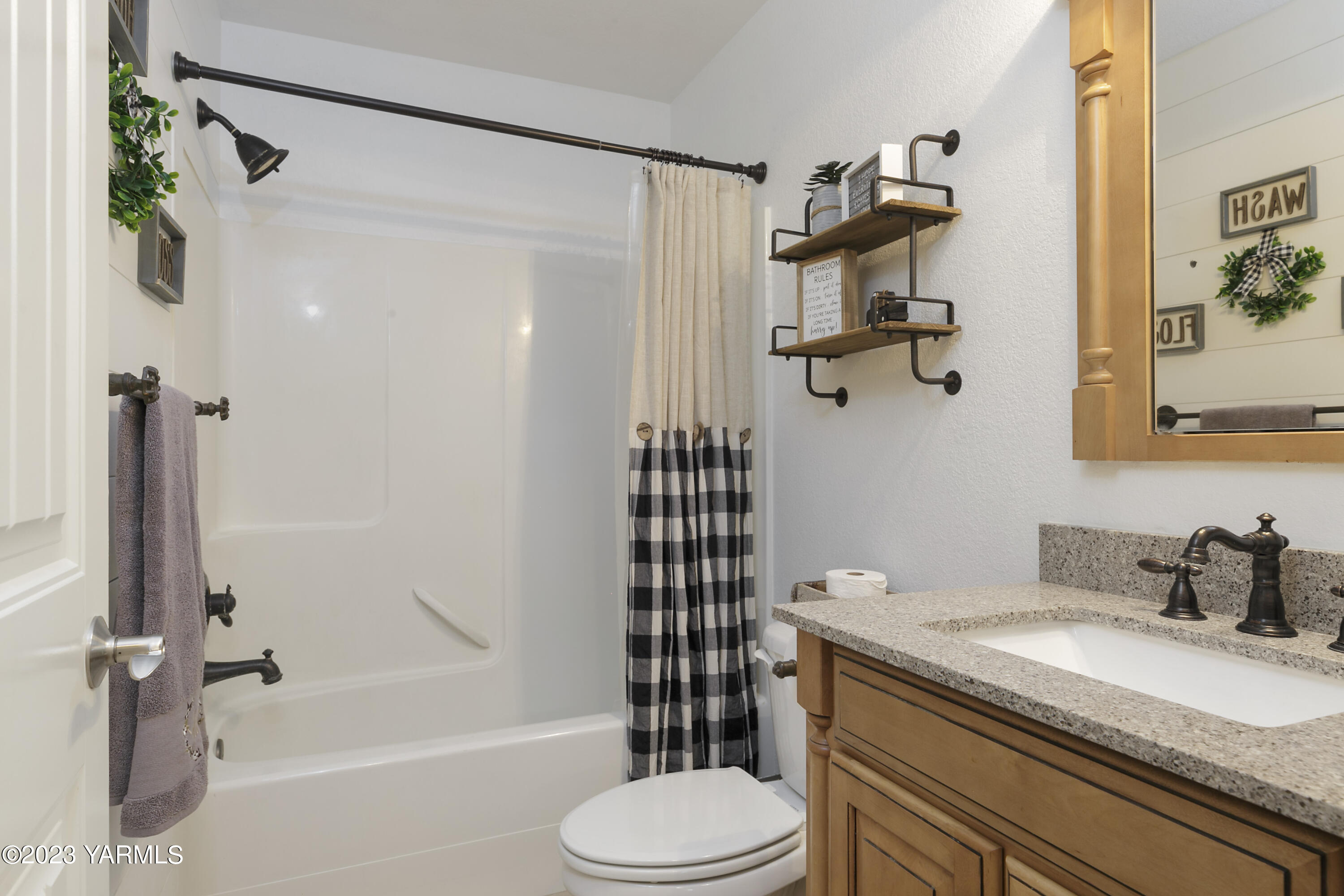 1209 Mayer Ct