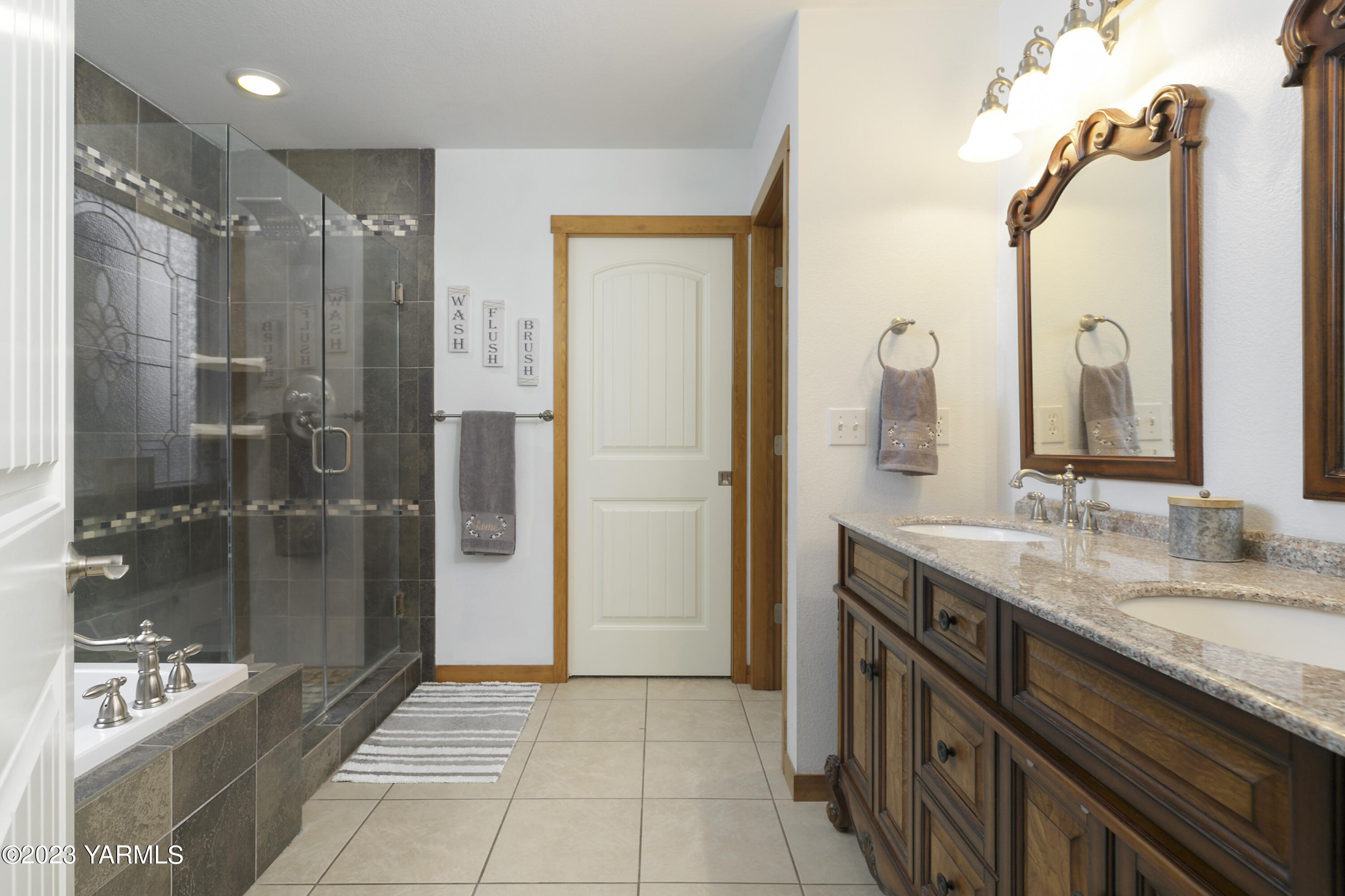 1209 Mayer Ct