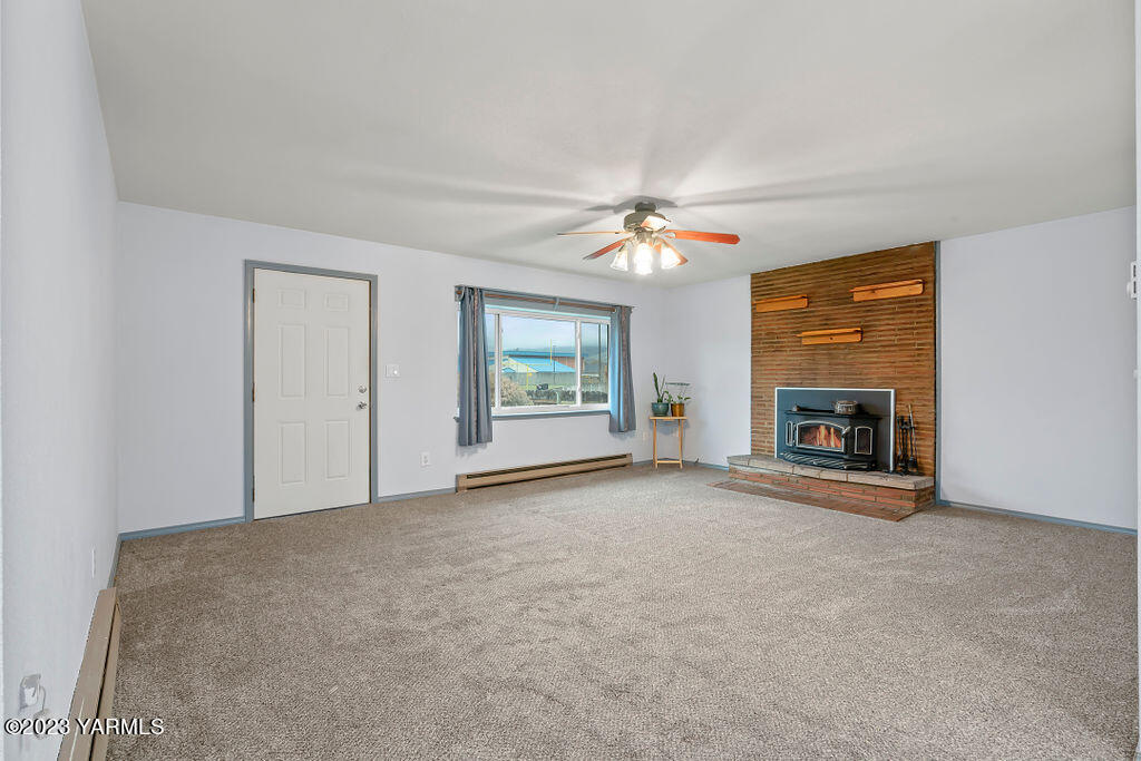 33 Shafer Ave