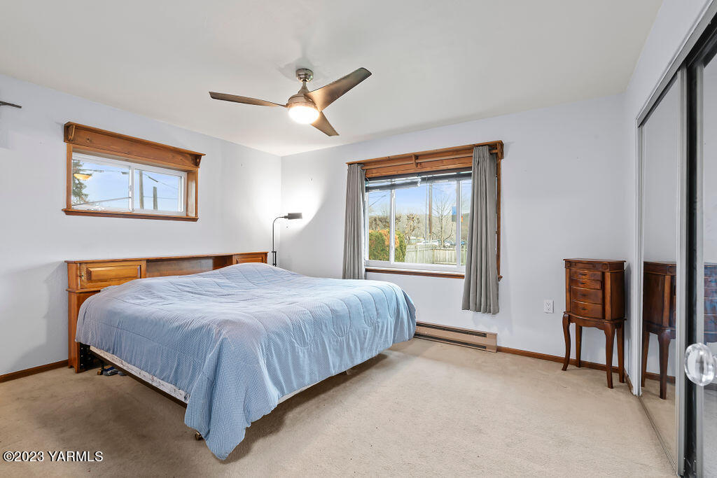 33 Shafer Ave