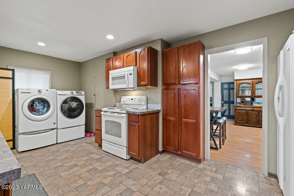33 Shafer Ave