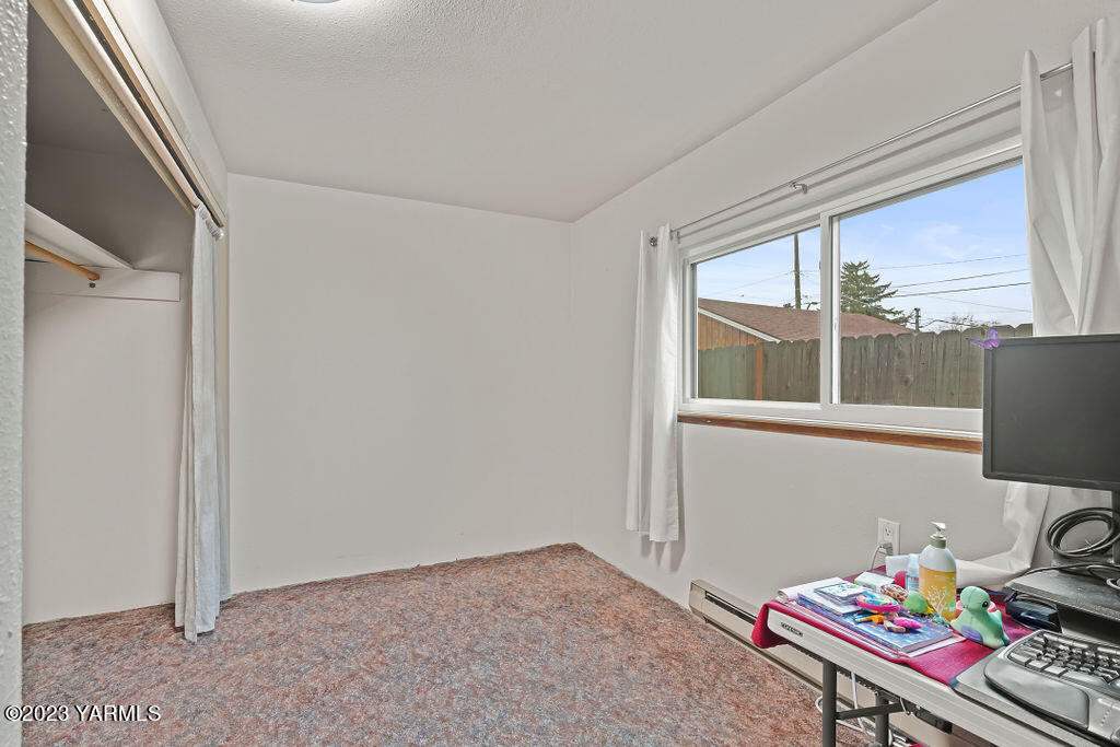 33 Shafer Ave