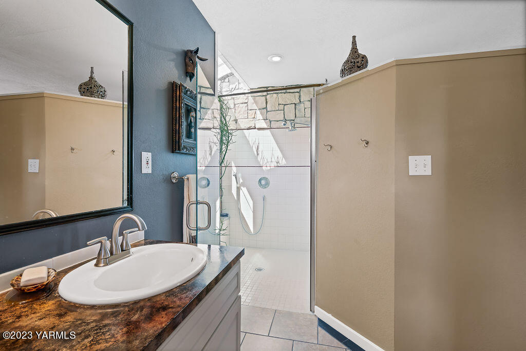 15010 Fisk Rd