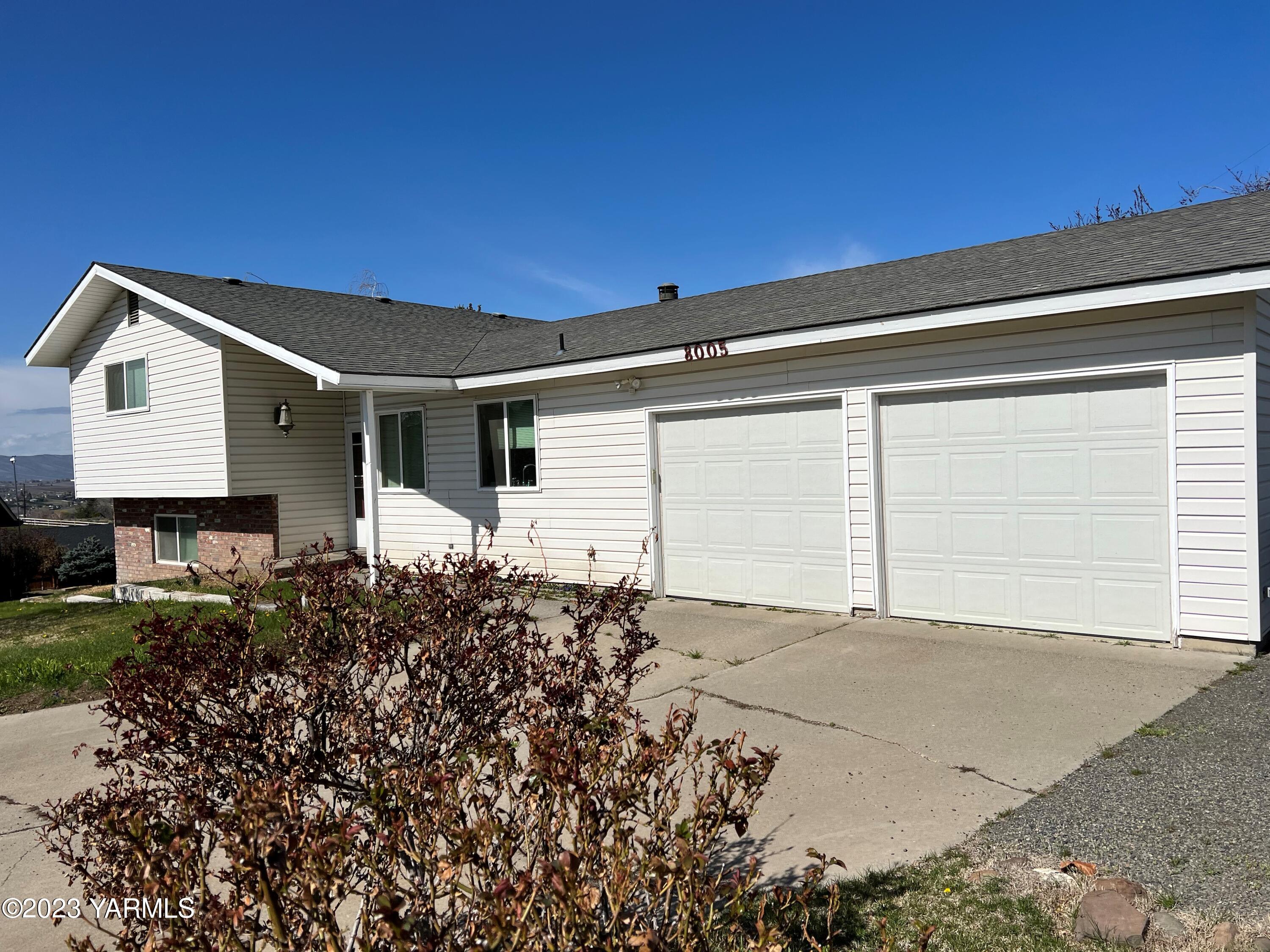 8005 Viewcrest Pl