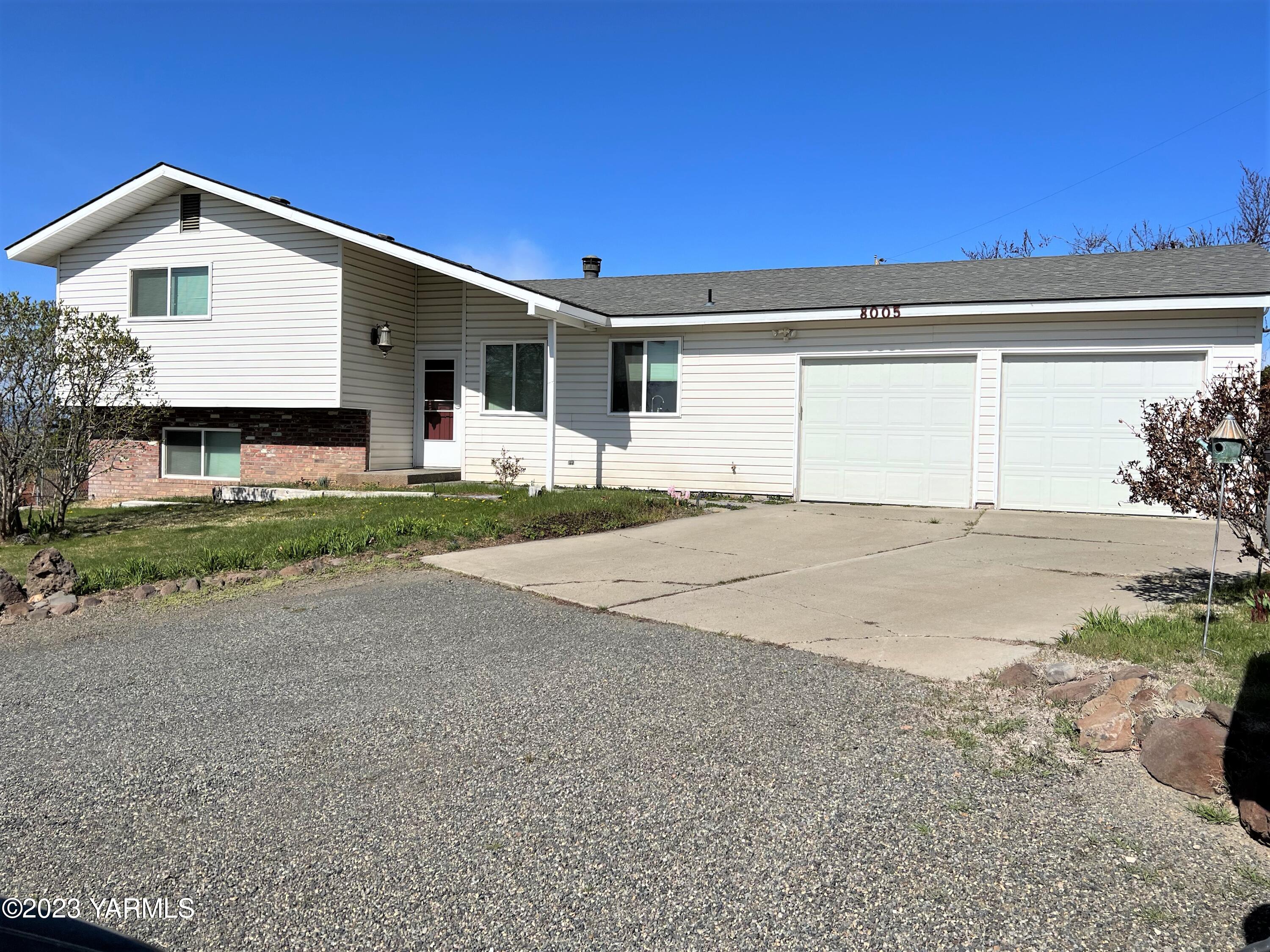 8005 Viewcrest Pl
