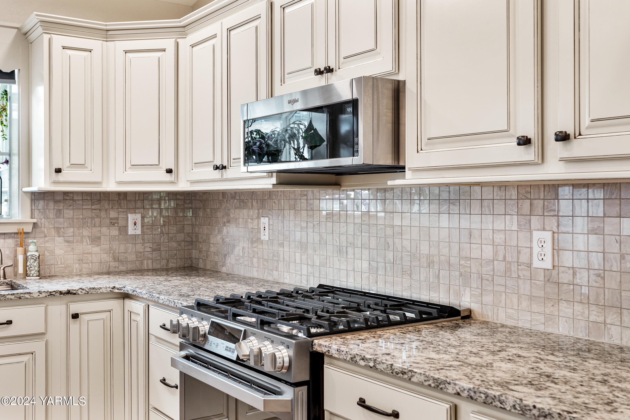 1505 W Orchard Ave
