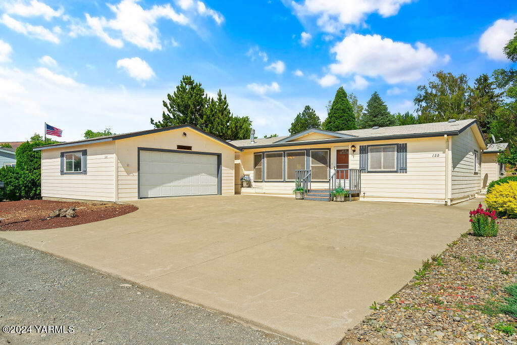 3701 Gun Club Rd Unit: 122