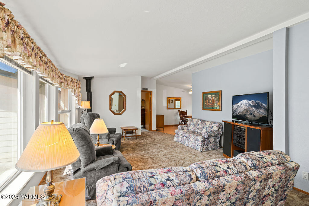 3701 Gun Club Rd Unit: 122