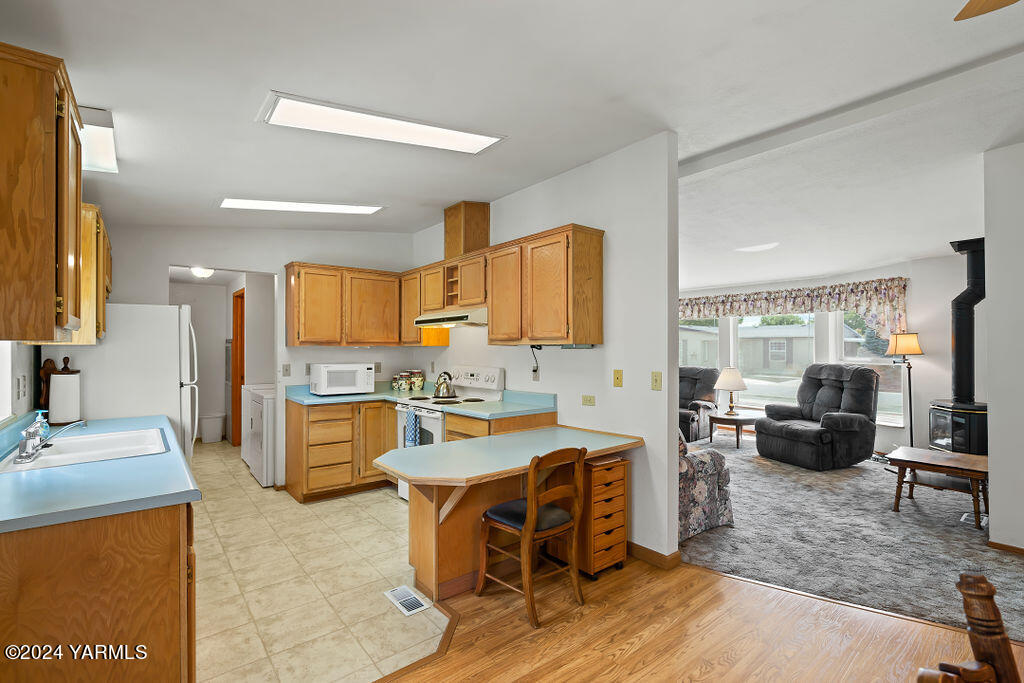 3701 Gun Club Rd Unit: 122
