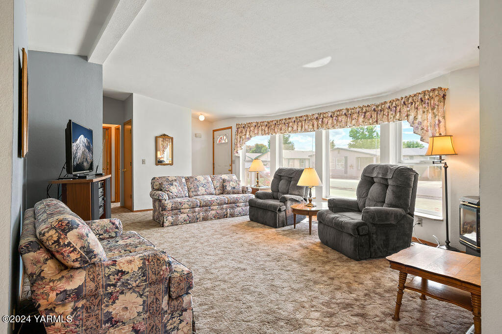 3701 Gun Club Rd Unit: 122