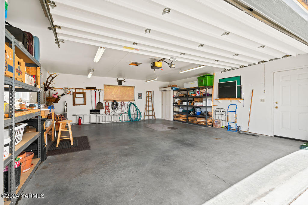3701 Gun Club Rd Unit: 122