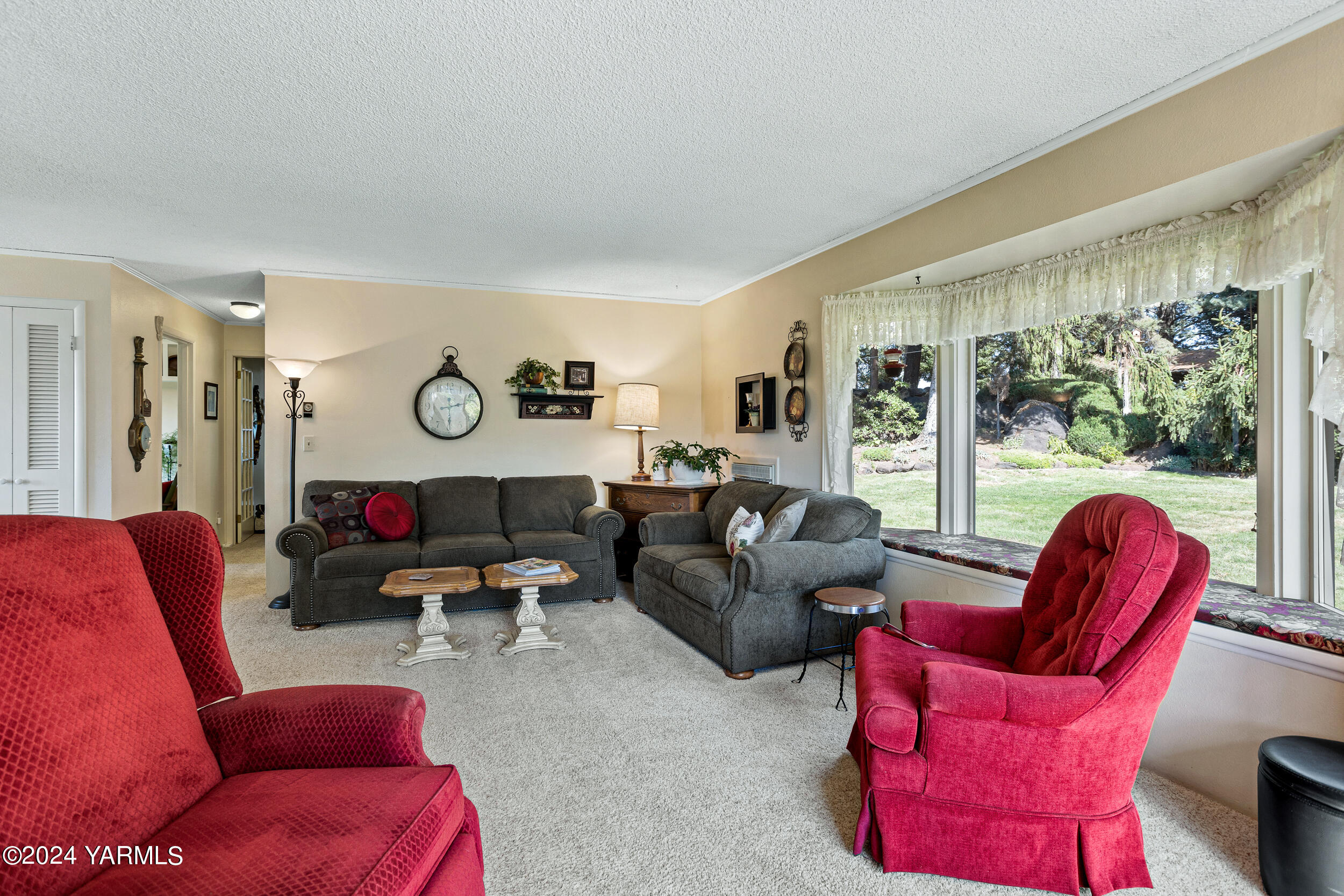 4590 Naches Heights Rd