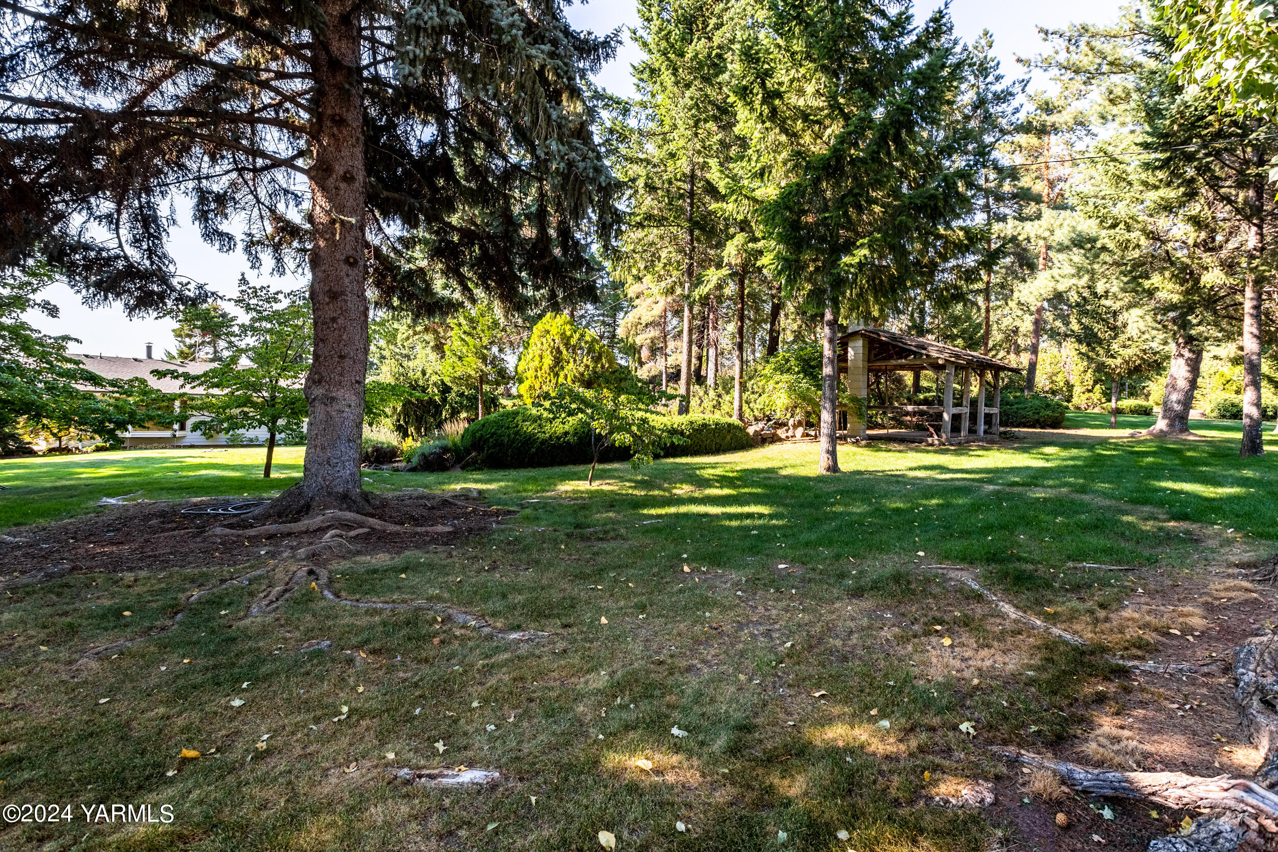 4590 Naches Heights Rd