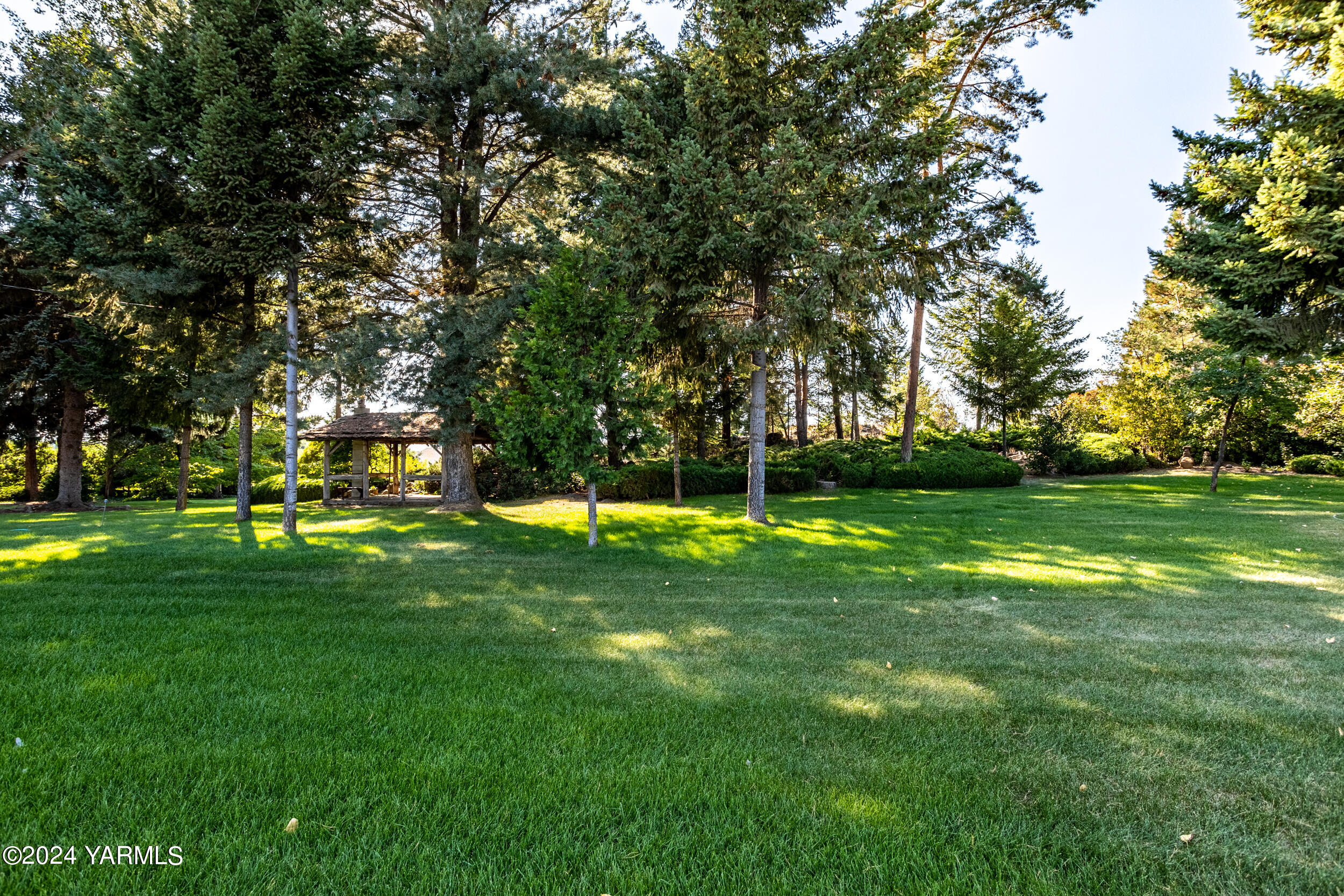 4590 Naches Heights Rd