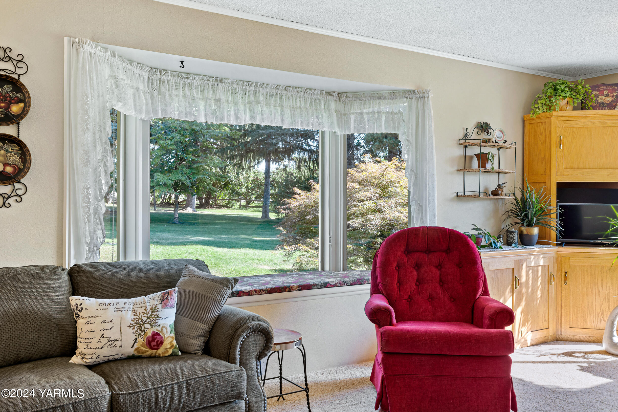 4590 Naches Heights Rd