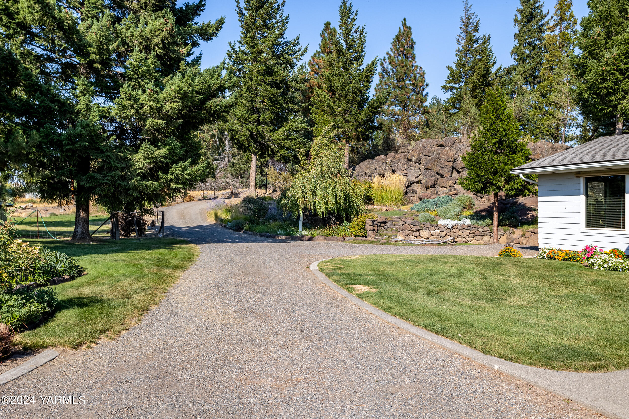 4590 Naches Heights Rd