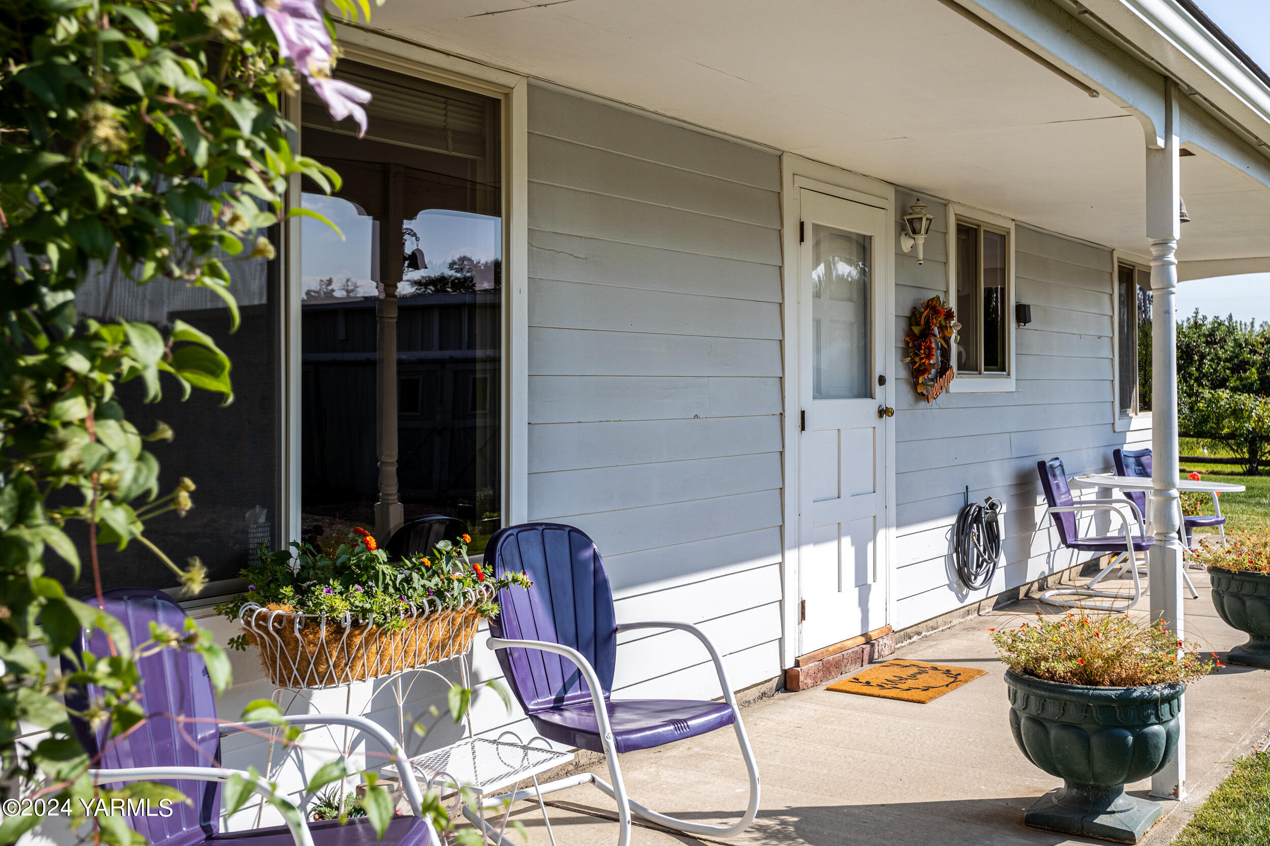 4590 Naches Heights Rd