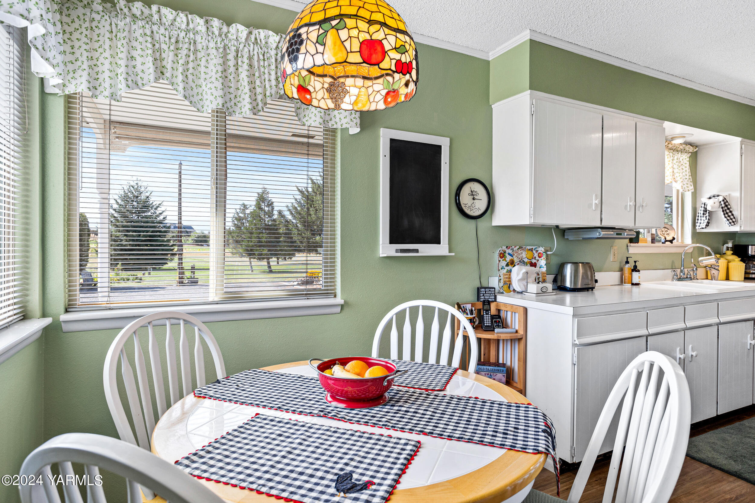 4590 Naches Heights Rd