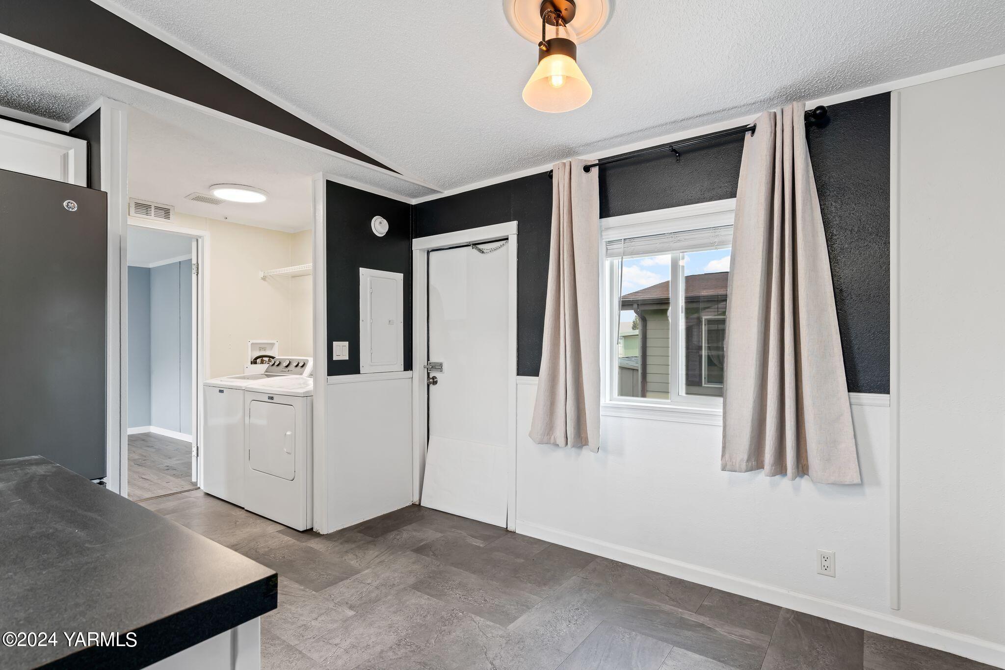 3601 Castlevale Rd Unit: 18