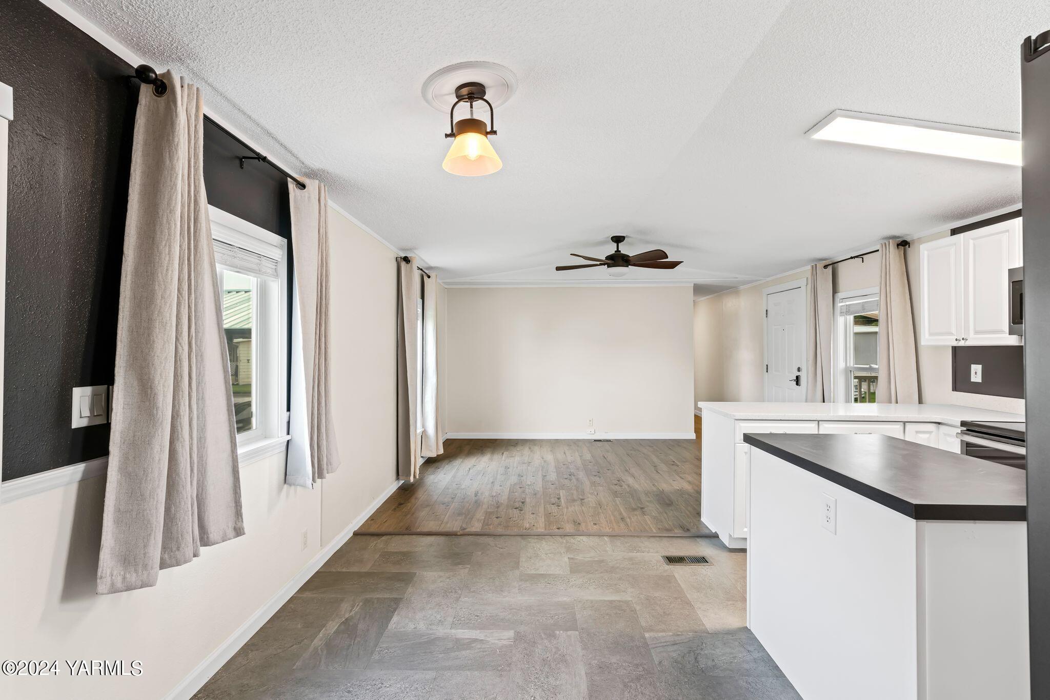 3601 Castlevale Rd Unit: 18