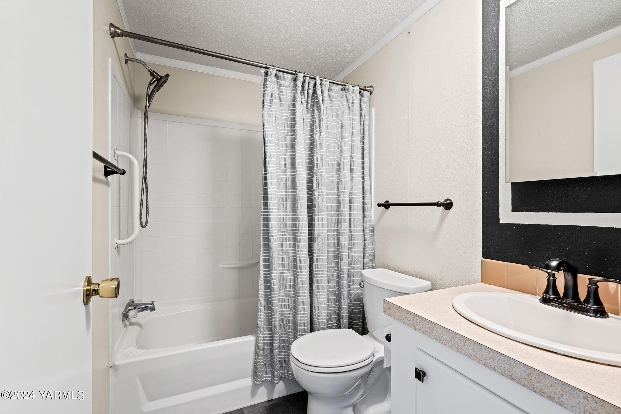 3601 Castlevale Rd Unit: 18