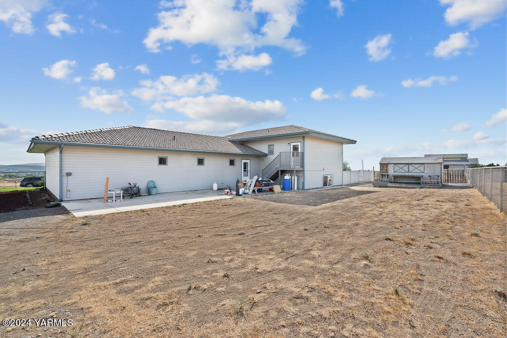360 High Valley View St