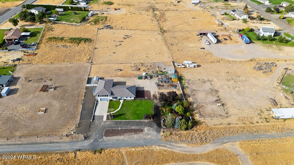360 High Valley View St