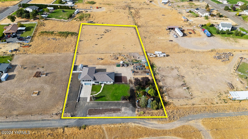 360 High Valley View St