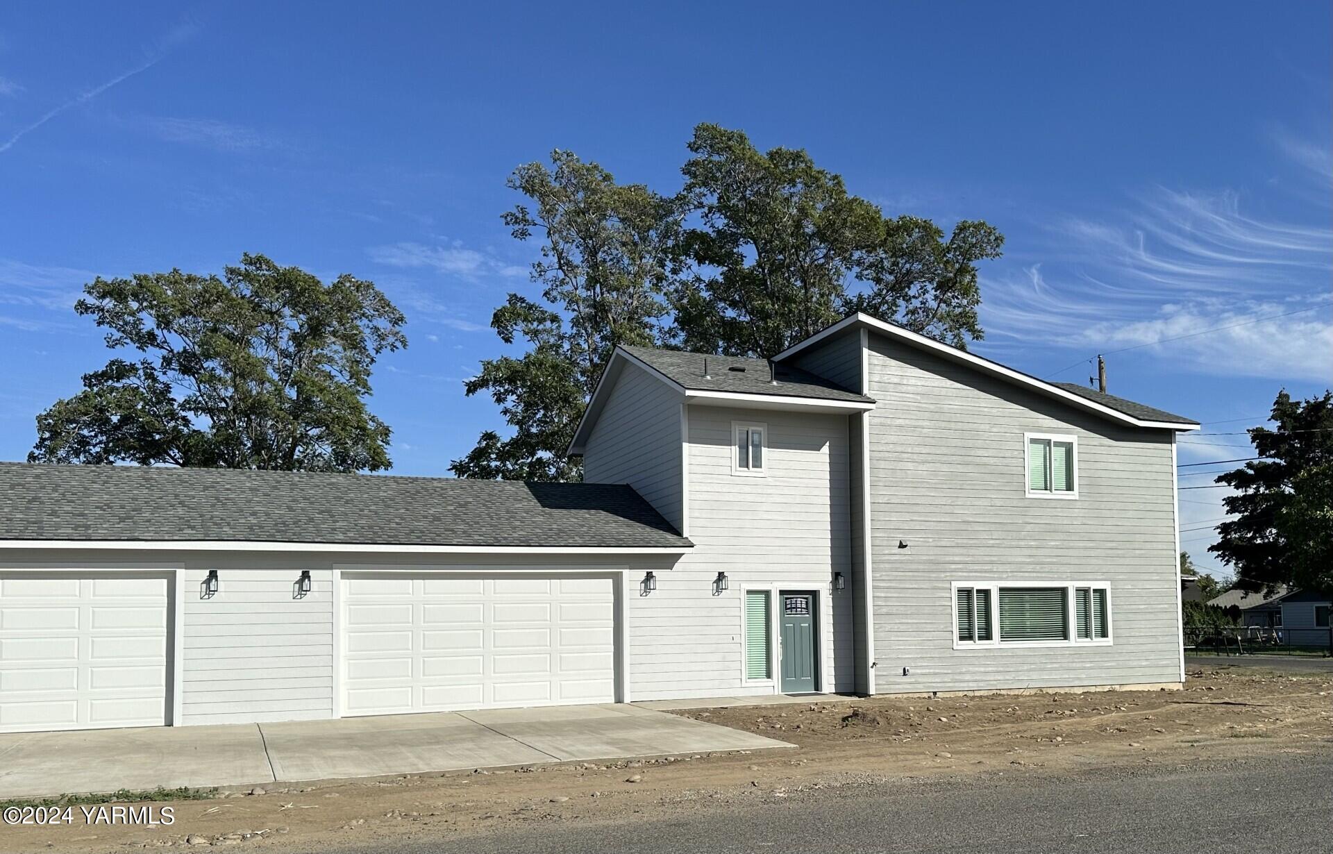 801 N 24th Ave Unit: 1&2