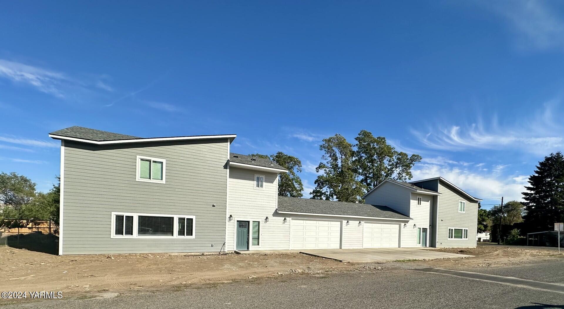 801 N 24th Ave Unit: 1&2