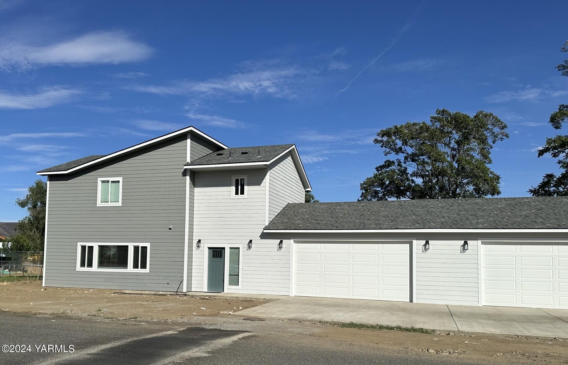 801 N 24th Ave Unit: 1&2