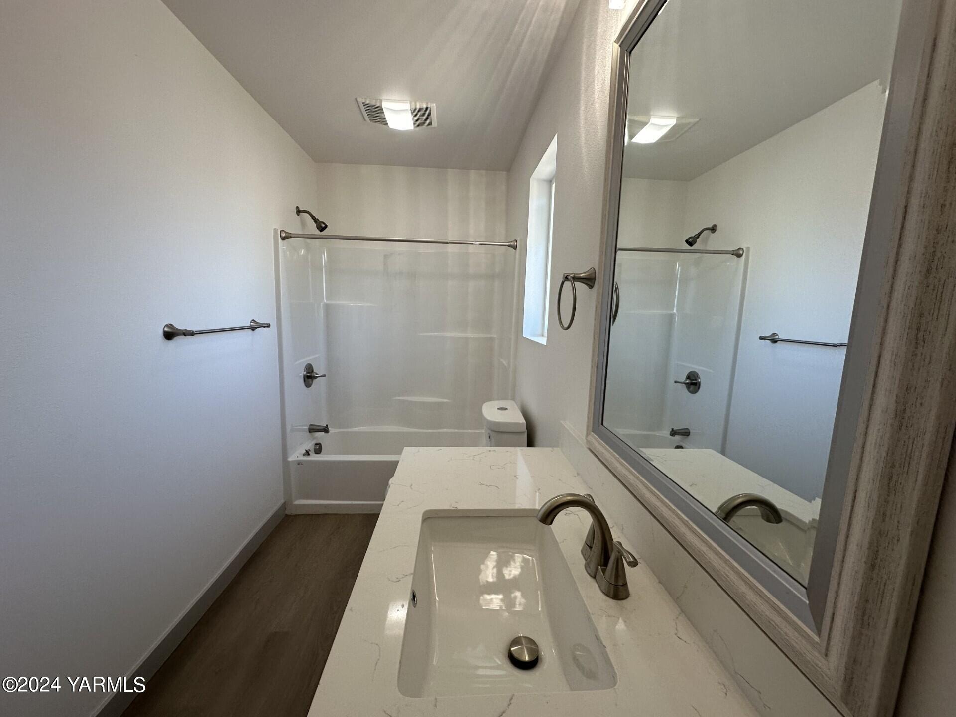 801 N 24th Ave Unit: 1&2