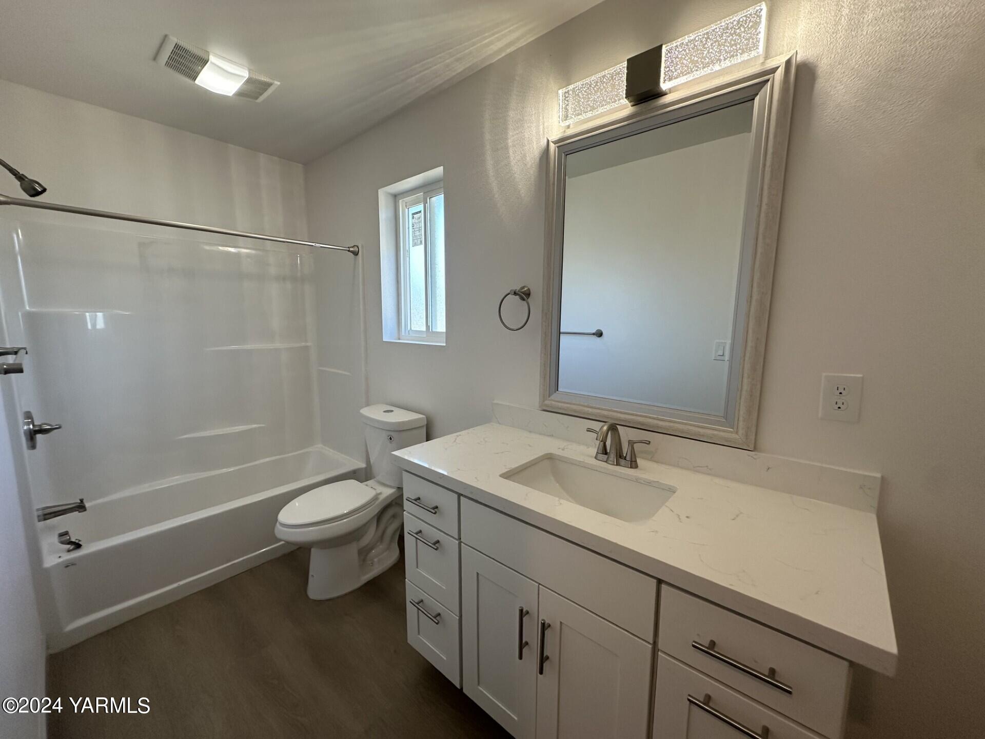 801 N 24th Ave Unit: 1&2