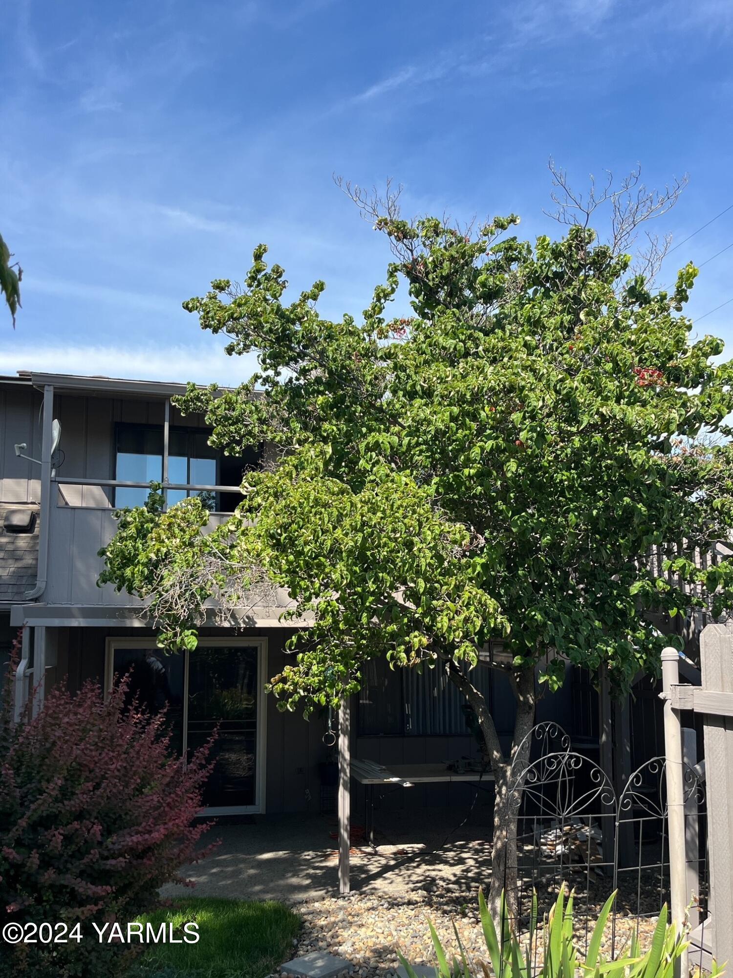 701 S 38th Ave Unit: 1