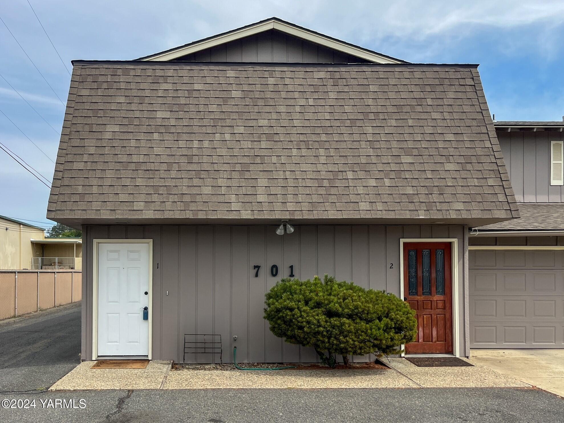 701 S 38th Ave Unit: 1