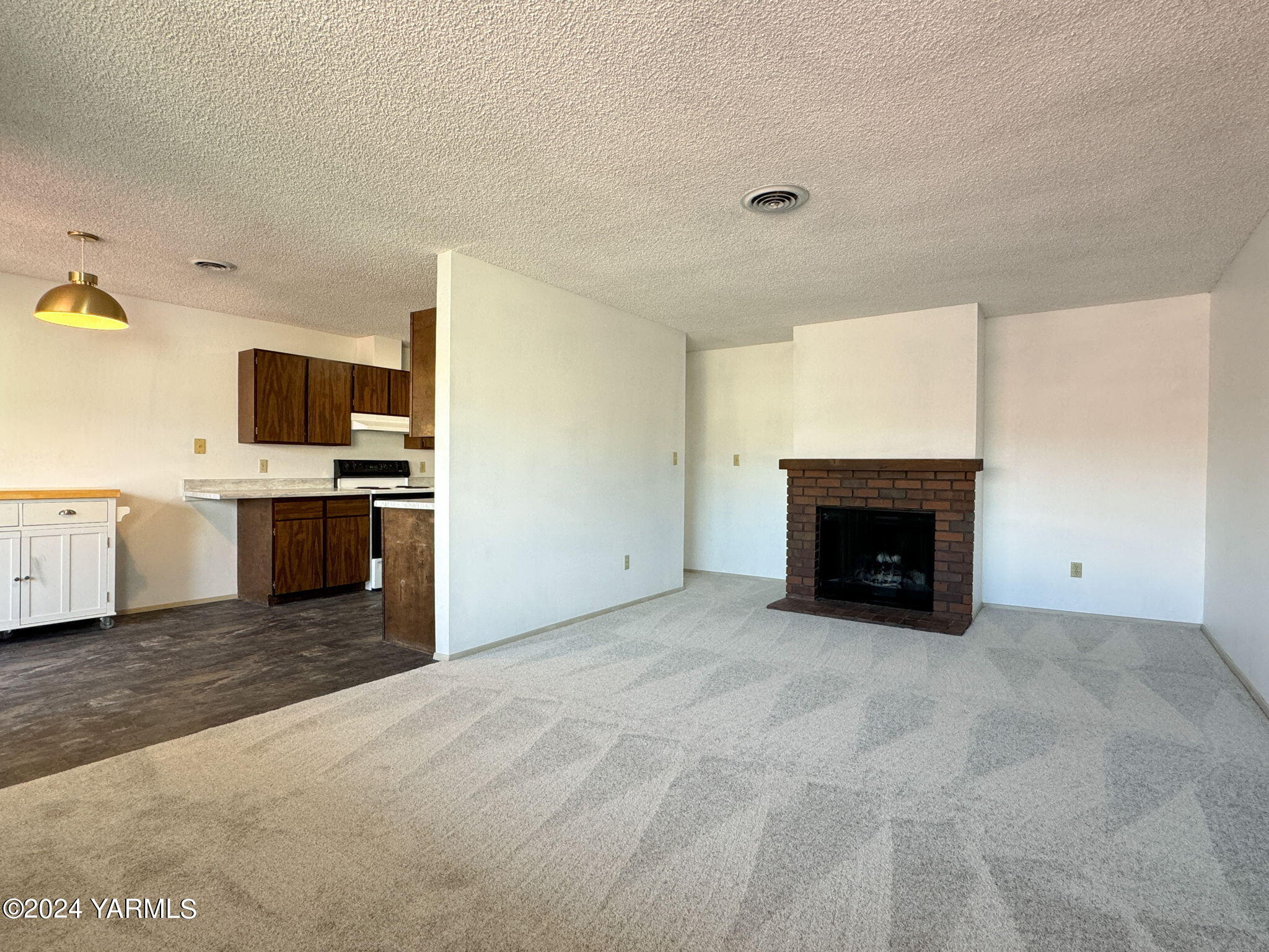 701 S 38th Ave Unit: 1