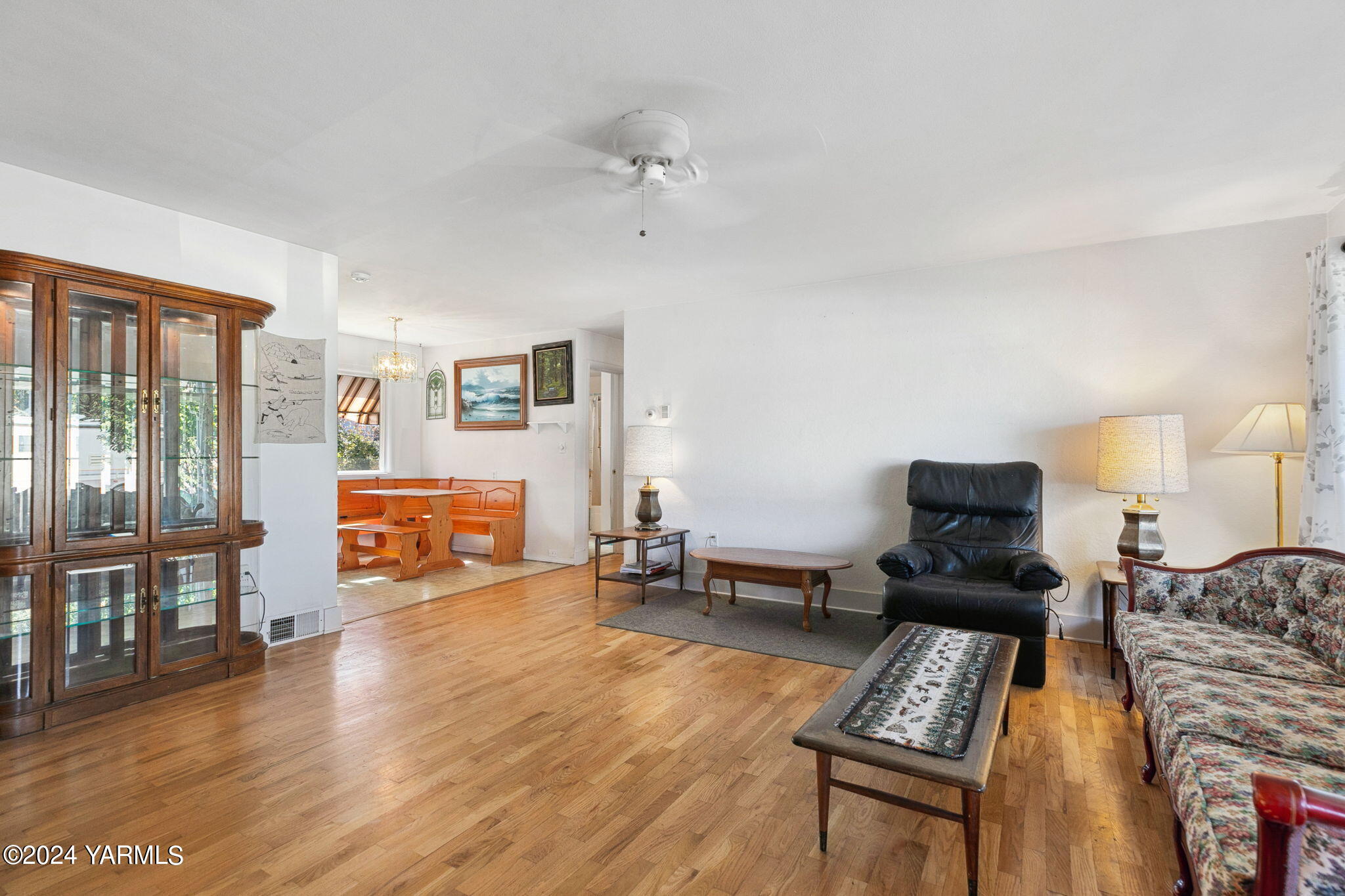 3412 Carol Ave