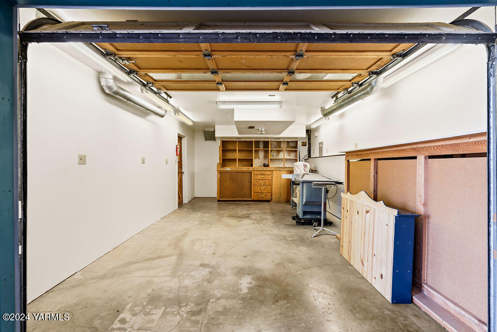 1008 W Naches Ave