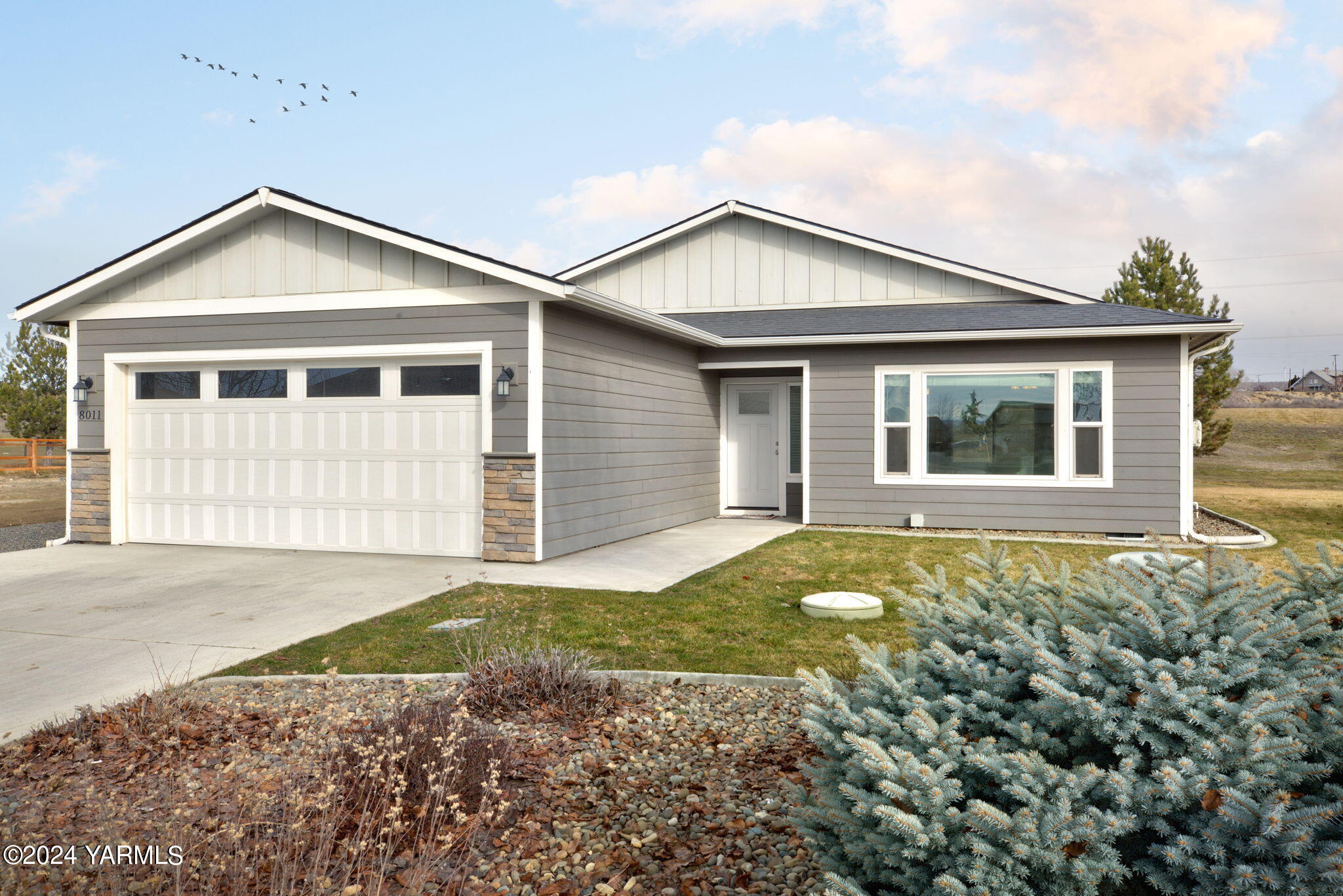 8011 Vialago Pky