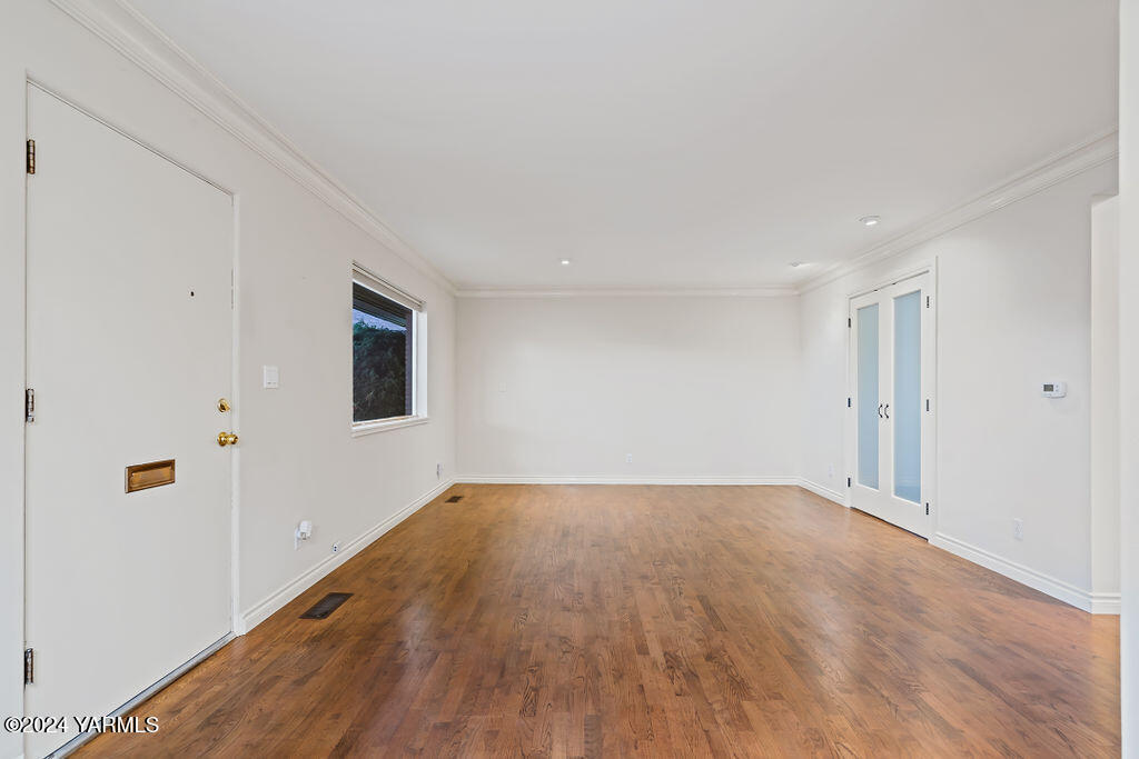 316 N 38th Ave