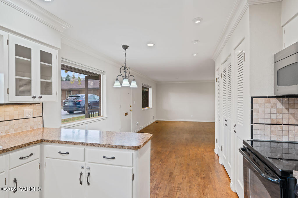 316 N 38th Ave