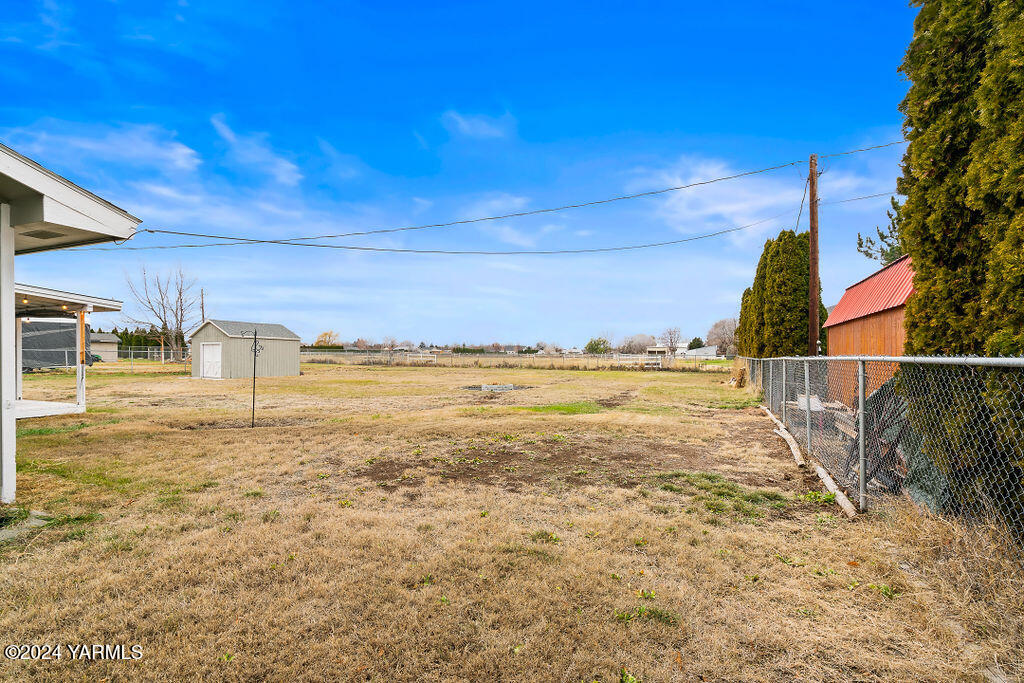 1904 S 47th Ave