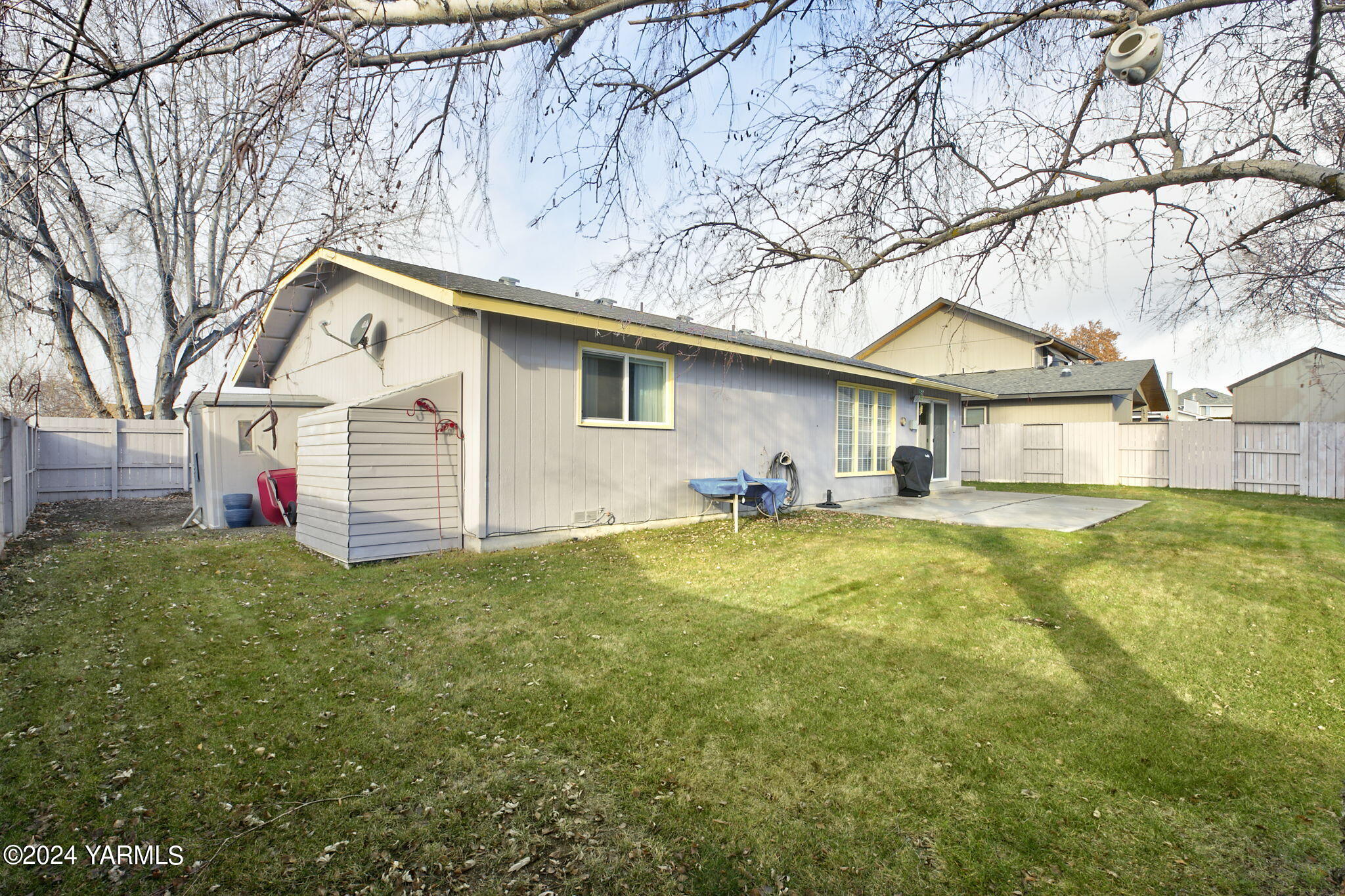 701 S 54th Ave